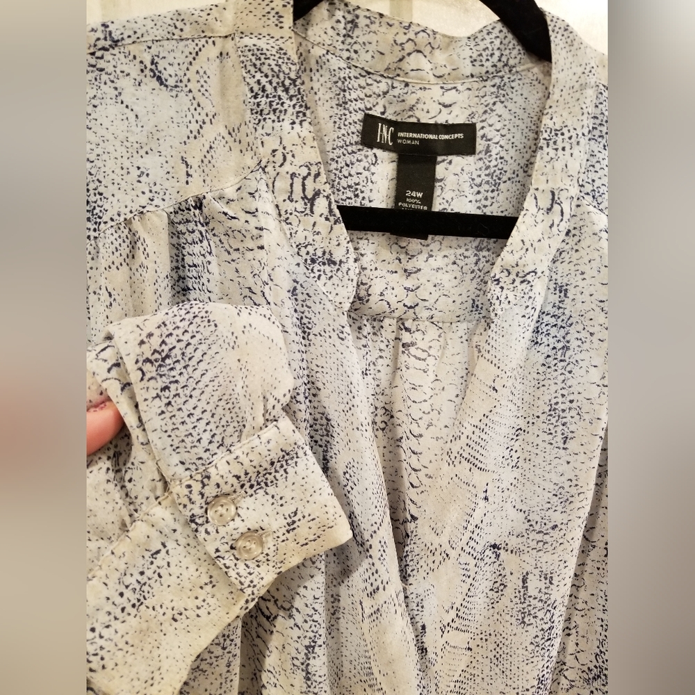 Semi-Sheer Snake Print Crossover Blouse Size 24W I.N.C. - Picture 3 of 5